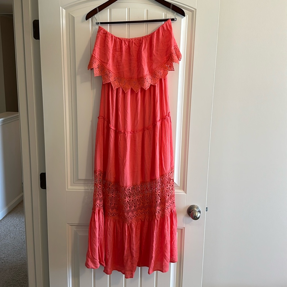 NWT Pink Lily strapless dress